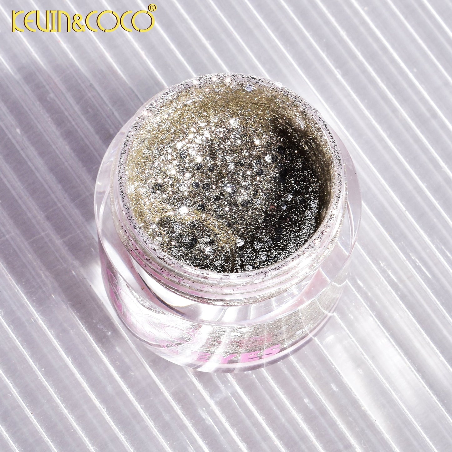 KIT DE MAQUILLAJE RUBOR BARRA + ILUMINADOR REF: KC244829